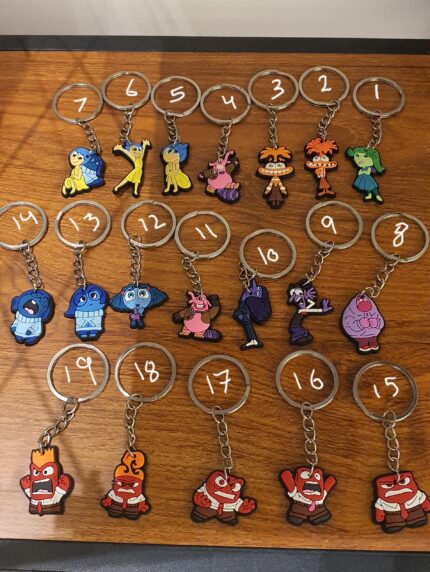 ميداليات inside out